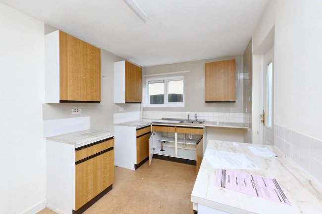 10 The Avenue, Ramsey, Huntingdon, PE26 1AT 3