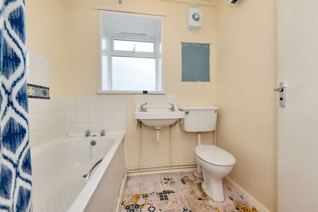 28 Windmill Close, Ellington, Huntington, Cambridgeshire, PE28 0AJ 10