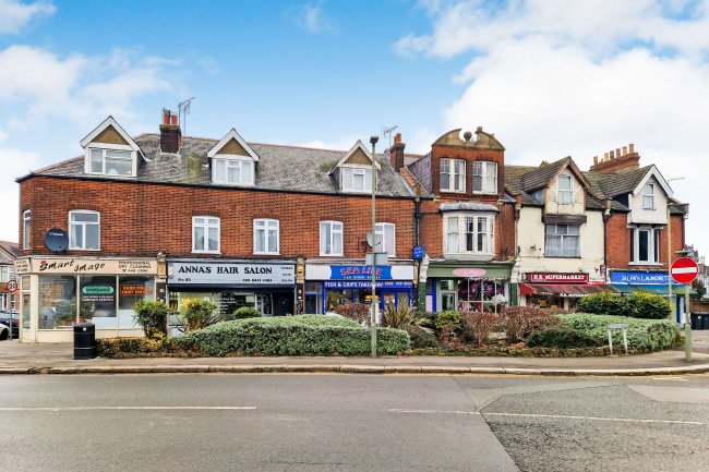 50 Bulwer Road, Barnet, London, EN5 5JB 1