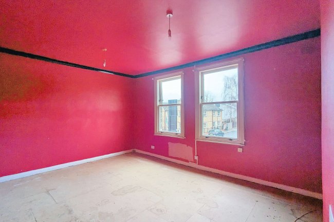 95 Gayford Road, Shepherds Bush, W12 9BY 6