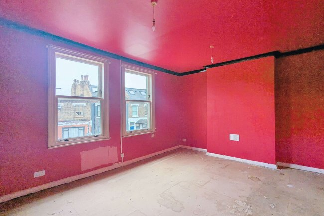 95 Gayford Road, Shepherds Bush, W12 9BY 6