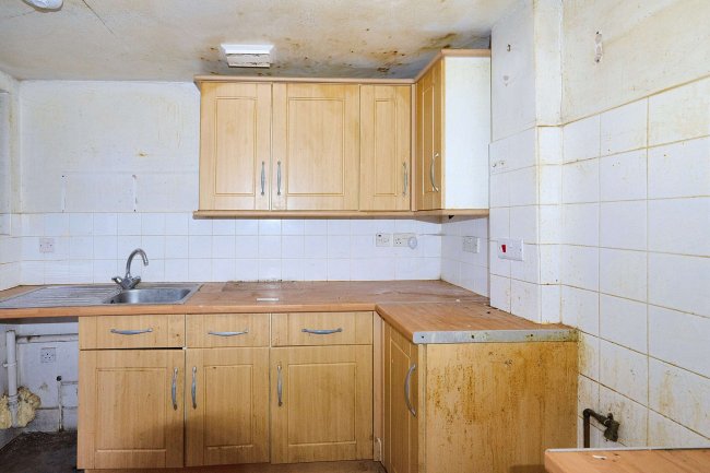 Flat A, 48 Tunis Road, Shepherds Bush, W12 7EZ 5