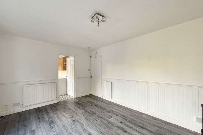 38 Burnham Avenue, Newcastle Upon Tyne NE15 8XF 6