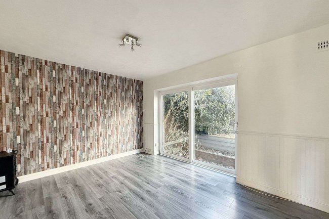 38 Burnham Avenue, Newcastle Upon Tyne NE15 8XF 6