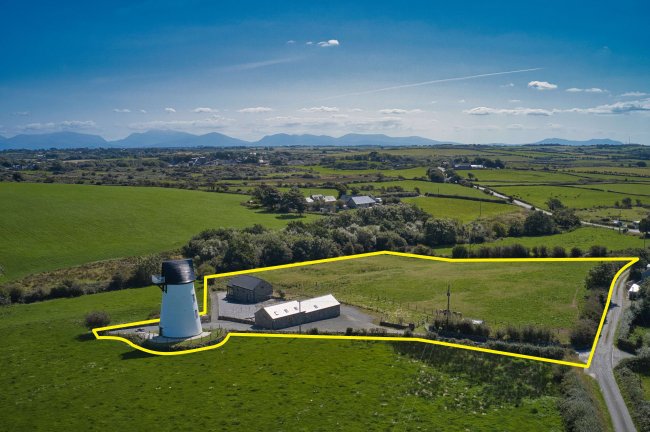 Melin Newydd Windmill and Holiday Cottages, Tynlon, Anglesey LL65 4UA 10