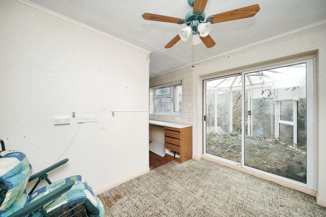 16 Alvista Avenue, Taplow, Maidenhead, SL6 0PG 7