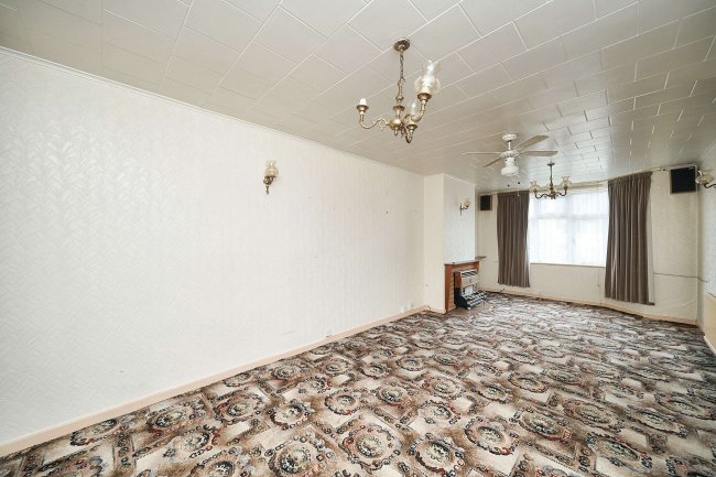 16 Alvista Avenue, Taplow, Maidenhead, SL6 0PG 7