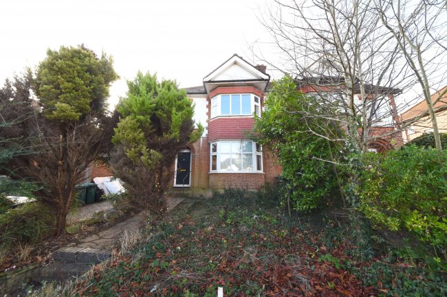 71 Lullington Garth, Woodside Park, London, N12 7BL 1