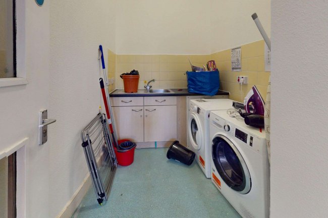 7 Hillmarton Road, Holloway, London N7 9JE 6