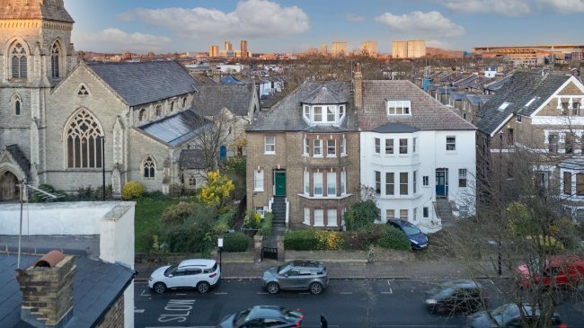 7 Hillmarton Road, Holloway, London N7 9JE 6