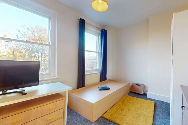 7 Hillmarton Road, Holloway, London N7 9JE 6