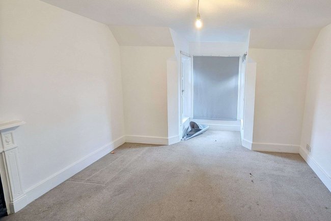 Hazelmere, Southampton Road, Cadnam, Southampton, SO40 2NB 4