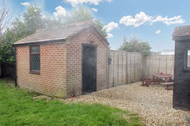 Hazelmere, Southampton Road, Cadnam, Southampton, SO40 2NB 4