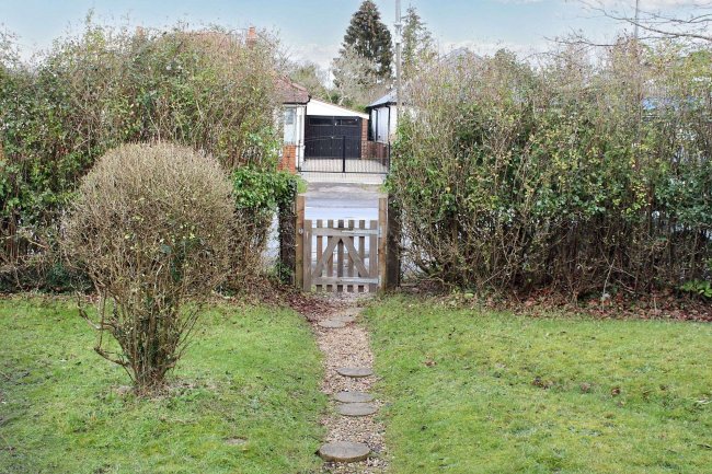 Hazelmere, Southampton Road, Cadnam, Southampton, SO40 2NB 4