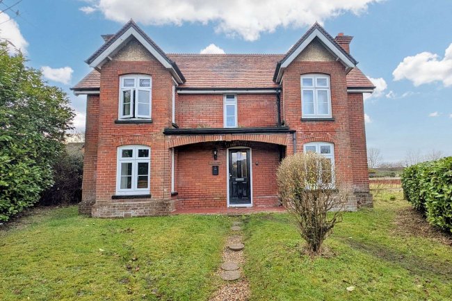 Hazelmere, Southampton Road, Cadnam, Southampton, SO40 2NB 4