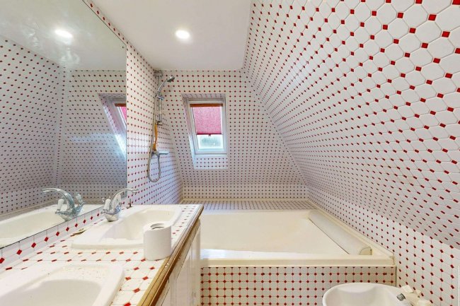 98 Westbury Road, New Malden, Surrey KT3 5AN 7