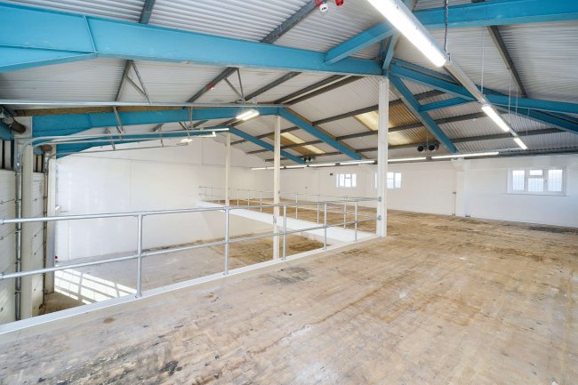 Unit 18 and 19 Progress Park, Ribocon Way, Luton, LU4 9UR 10