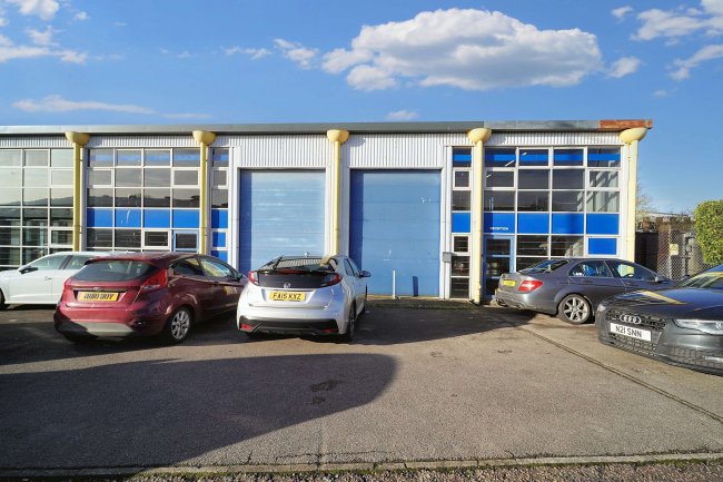 Unit 18 and 19 Progress Park, Ribocon Way, Luton, LU4 9UR 10
