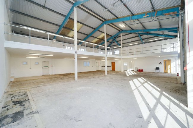 Unit 18 and 19 Progress Park, Ribocon Way, Luton, LU4 9UR 10