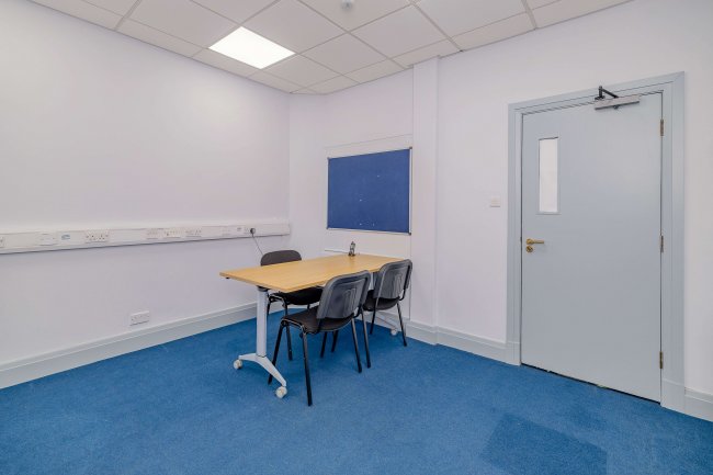 Clwyd Chambers, Clwyd Street, Rhyl, LL18 3LA 7