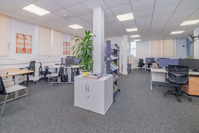 Clwyd Chambers, Clwyd Street, Rhyl, LL18 3LA 7