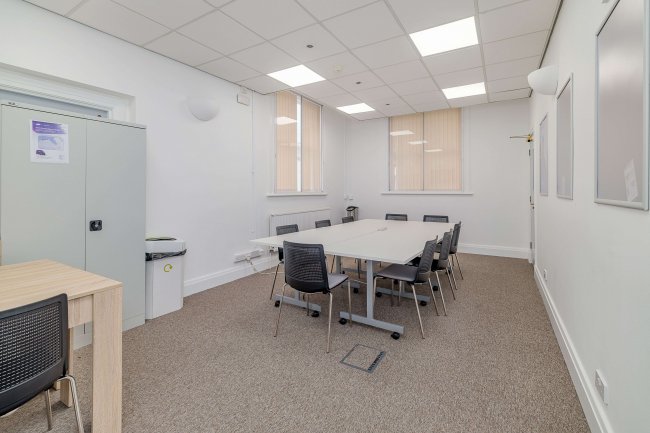 Clwyd Chambers, Clwyd Street, Rhyl, LL18 3LA 7