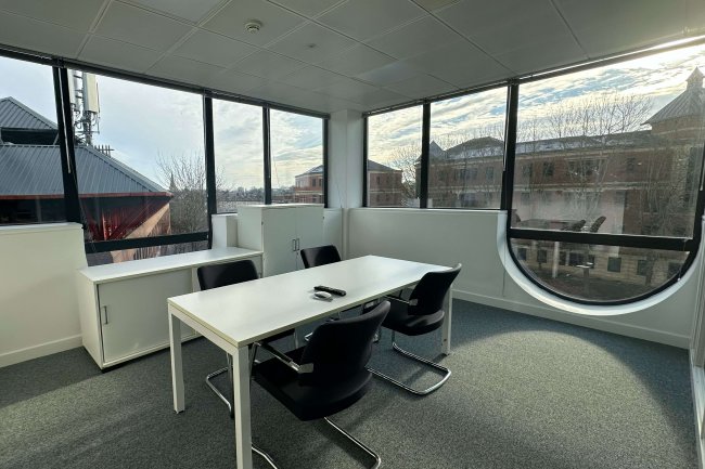 3 Queens Road, Reading, RG1 4AR 2