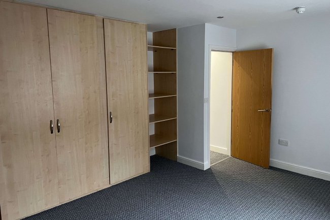 15 Upper Brook Street, Rugeley, Staffordshire WS15 2DP 6