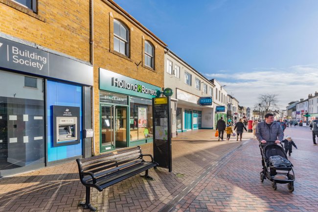 52 Sheep Street, Bicester OX26 6LG 4