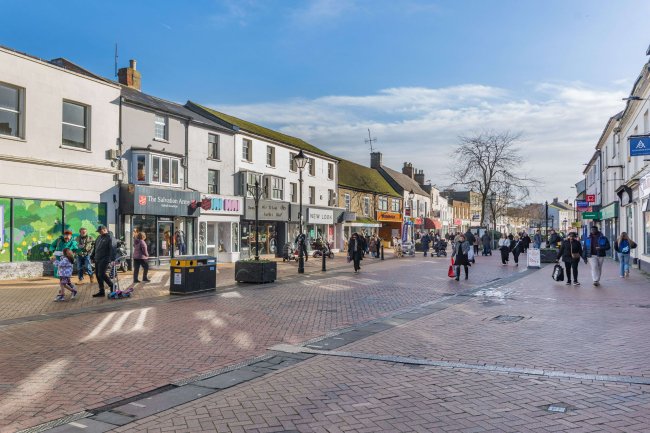 52 Sheep Street, Bicester OX26 6LG 4