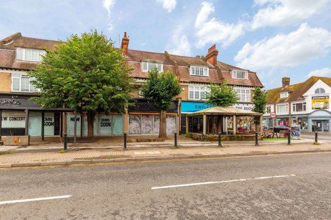 5 The Broadway, Penn Road, Beaconsfield, Buckinghamshire HP9 2PD 1