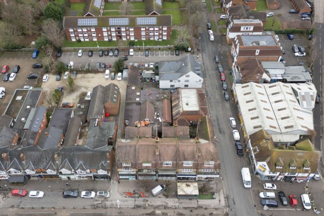 5 The Broadway, Penn Road, Beaconsfield, Buckinghamshire HP9 2PD 1