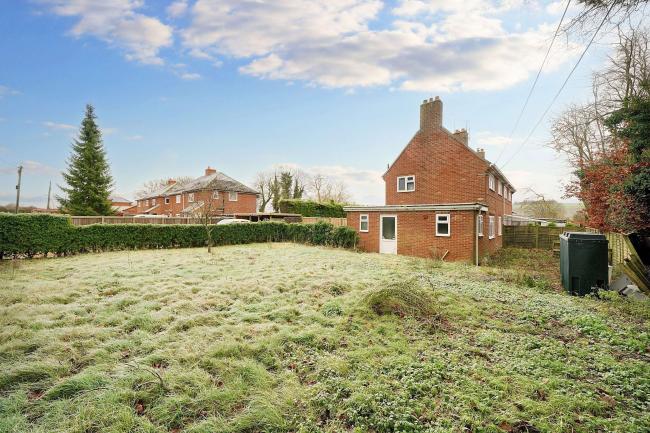 12 Burbage Road, Easton Royal, Pewsey, SN9 5LT 7