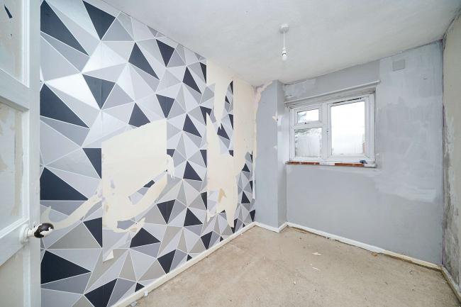 12 Burbage Road, Easton Royal, Pewsey, SN9 5LT 7