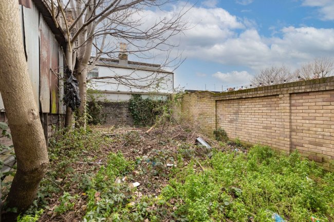 150 Fort Road, London SE1 5QA 6