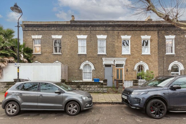 150 Fort Road, London SE1 5QA 6