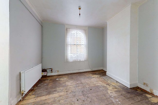 150 Fort Road, London SE1 5QA 6