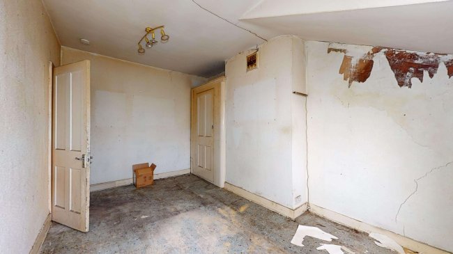 19 Gowlett Road, Peckham, London SE15 4HX 3