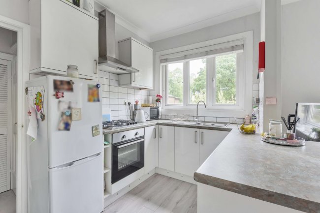 Flat 3, 5 Dale Road, Purley, CR8 2ED 10