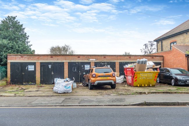 Land and Garages at 1-6 Cromer Road, Hornchurch, RM11 1EY 9