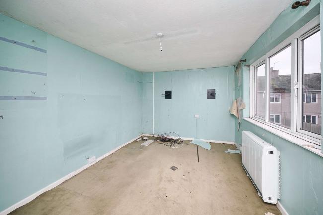 22 Webbs Way, Burbage, Marlborough, SN8 3TF 2