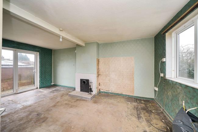 22 Webbs Way, Burbage, Marlborough, SN8 3TF 2