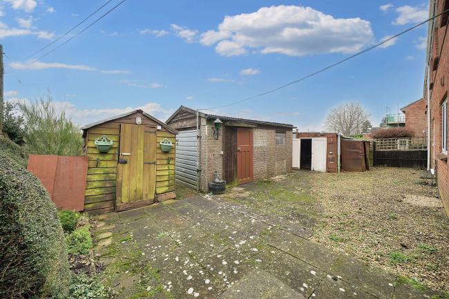 22 Webbs Way, Burbage, Marlborough, SN8 3TF 2