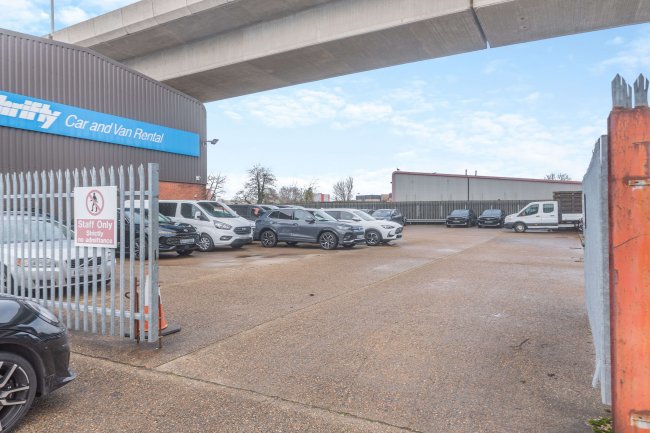 Land at Floating Bridge Road, Southampton SO14 3FL 1