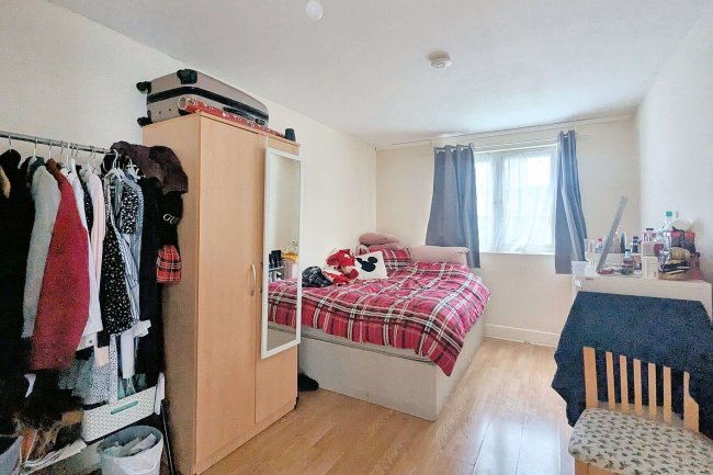 277a Uxbridge Road, Shepherds Bush, London, W12 9DT 1