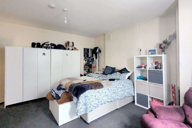 277a Uxbridge Road, Shepherds Bush, London, W12 9DT 1