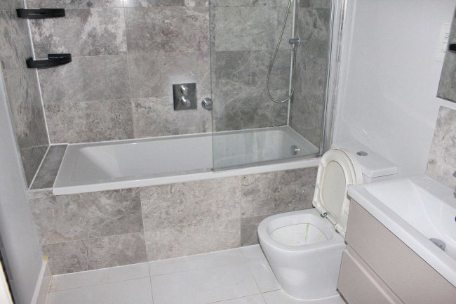 Flat 2, 80 St. Johns Road, Tunbridge Wells, Kent, TN4 9PH 10