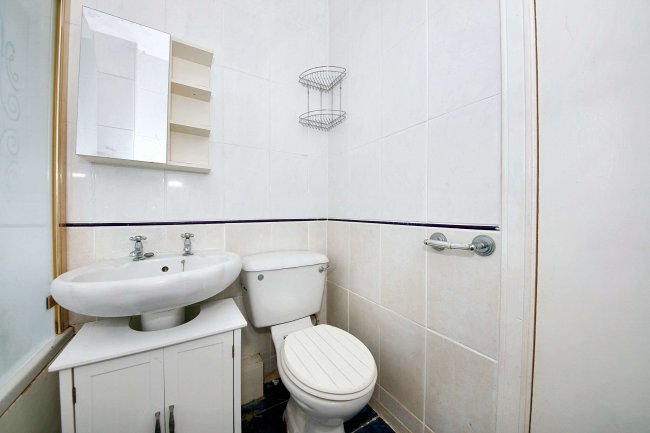 47 Bidston Court, Upton Road, Birkenhead, Prenton CH43 7PA 5