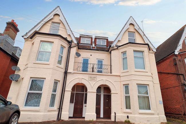 Flat 4, 10 Howard Road, Southampton, Hampshire SO15 5BP 2