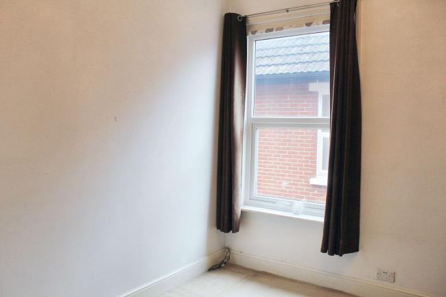 Flat 4, 10 Howard Road, Southampton, Hampshire SO15 5BP 2